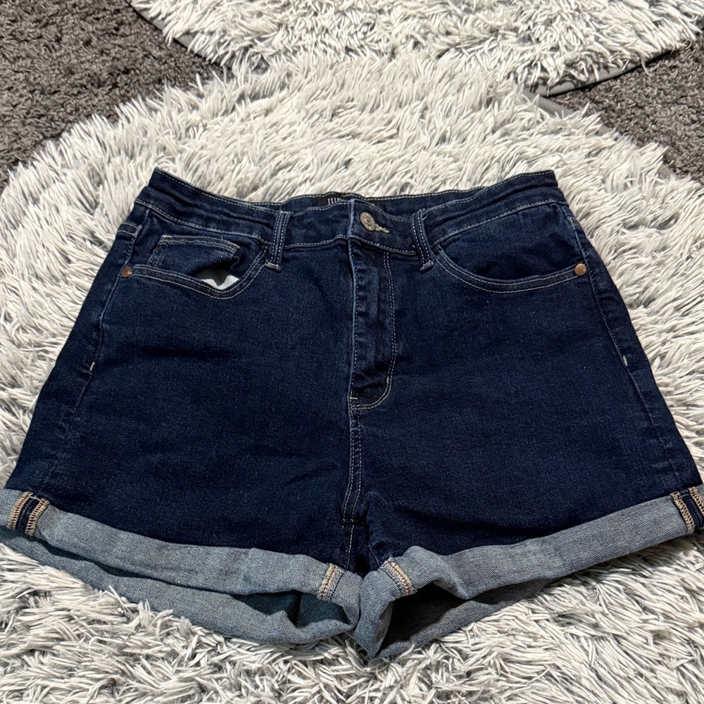 Judy Blue Dark Wash Jean Shorts Size Large